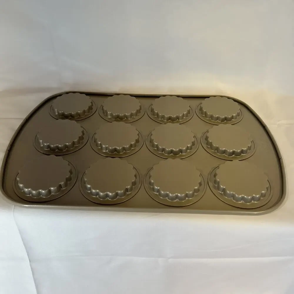 Crofton Mini Tart Baking Pan 10.6x15.5 Inch. Bakes 12 Tarts, Cakes Or Cookies.